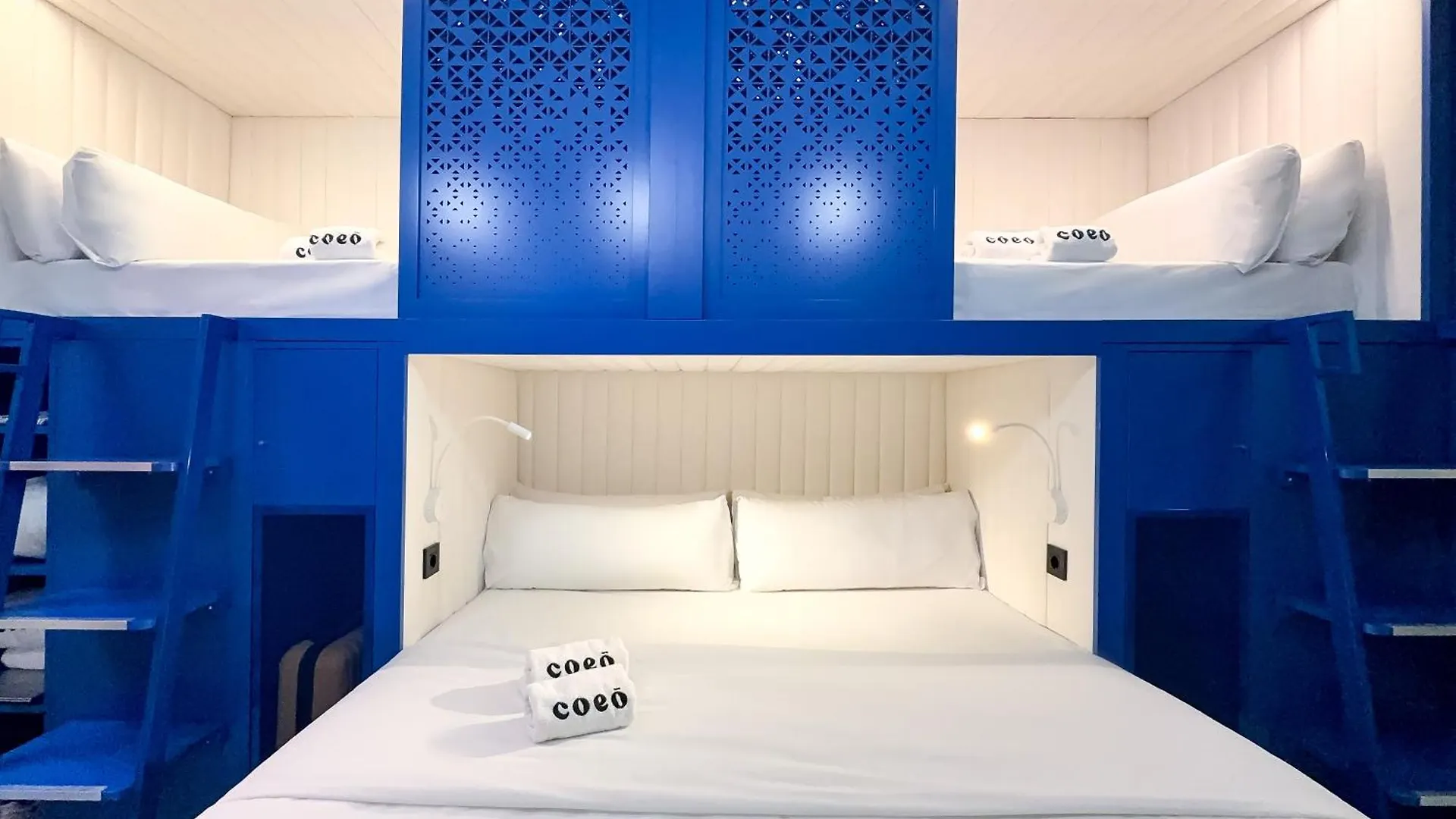 Coeo Hernan Ruiz Rooftop Pool Hostel Malaga