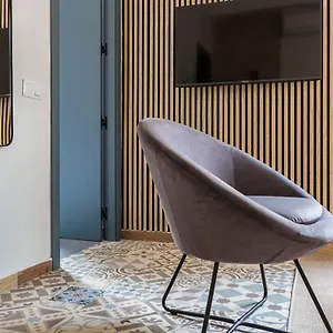 https://valentin-suites.es-andalucia.com