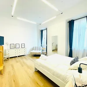 Larios Hostel