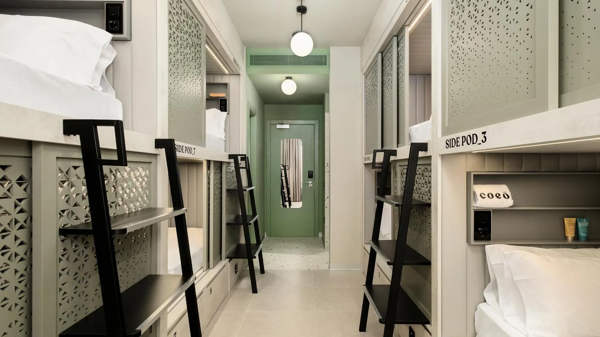 Coeo Hernan Ruiz Rooftop Pool Hostel 马拉加