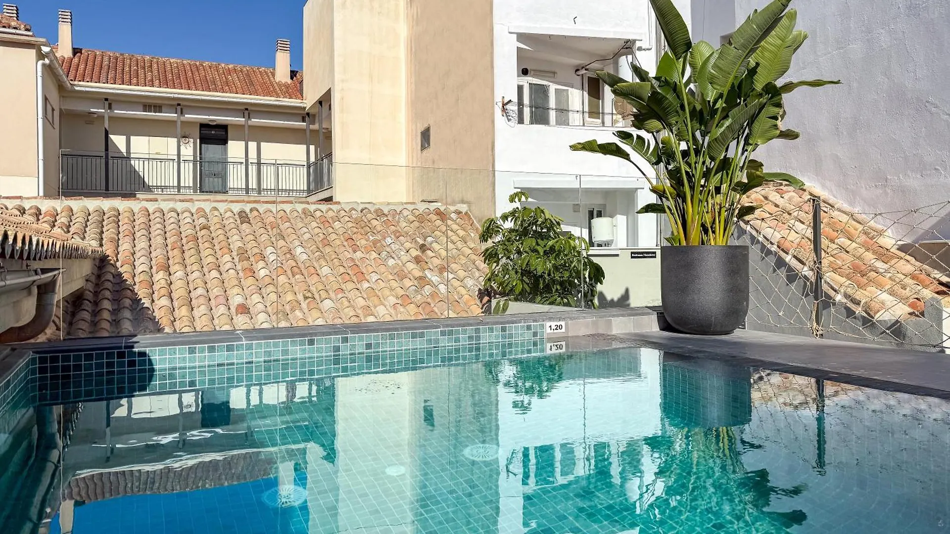 Coeo Hernan Ruiz Rooftop Pool Hostel Malaga