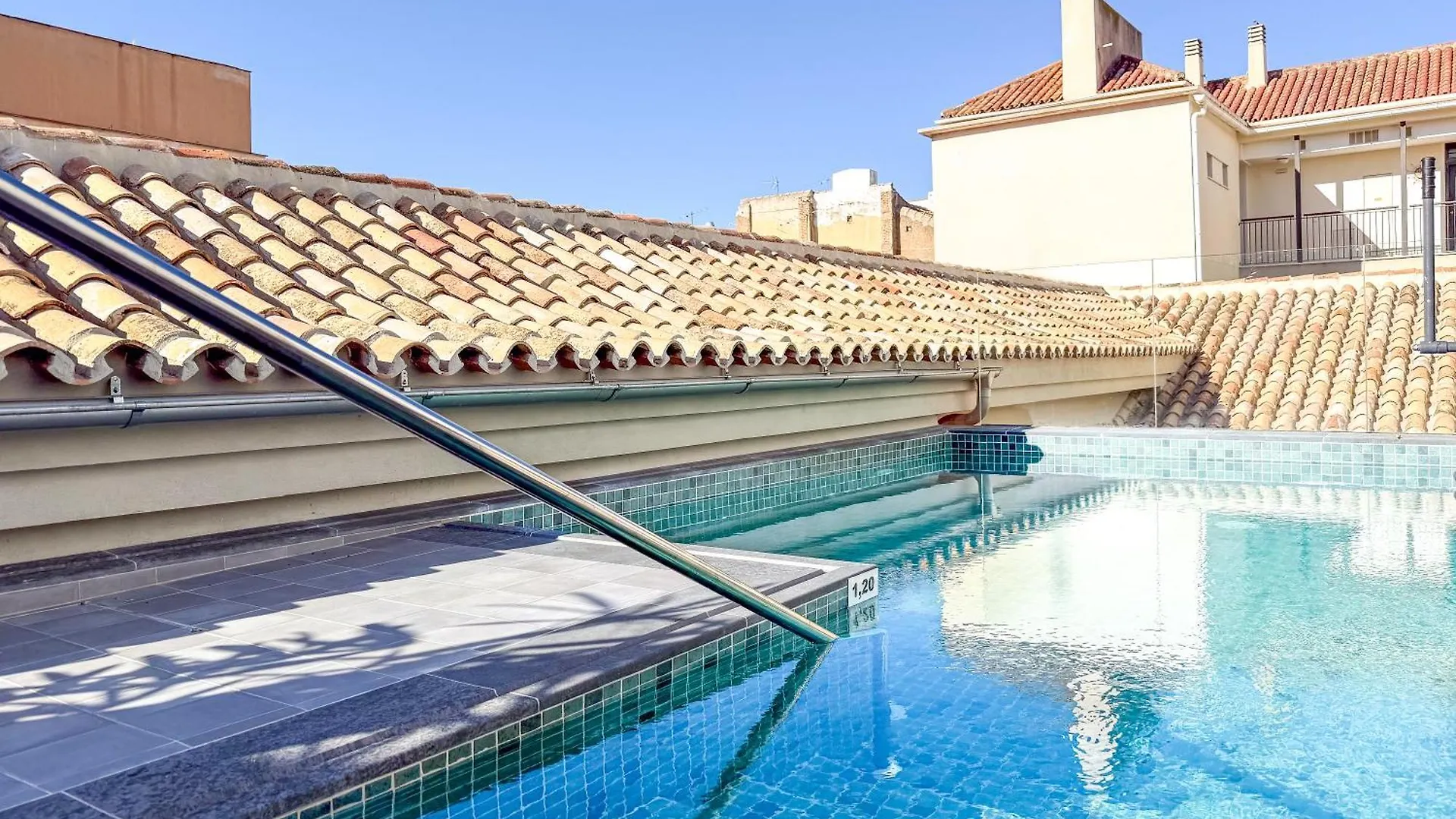 Coeo Hernan Ruiz Rooftop Pool Hostel Malaga