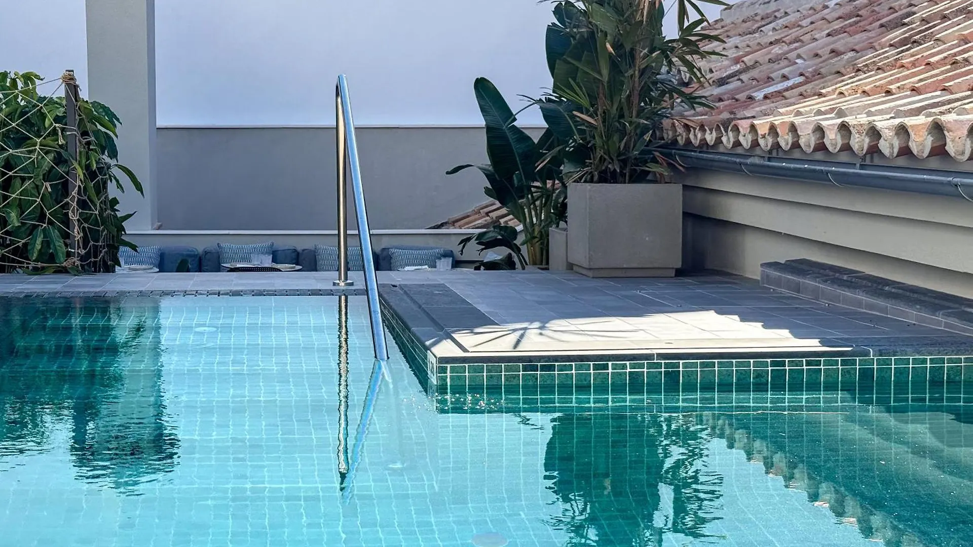 Coeo Hernan Ruiz Rooftop Pool Hostel Malaga